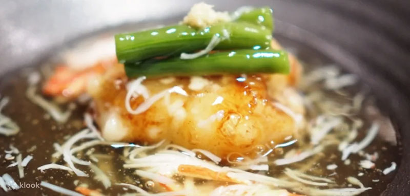 「歸燕」的菜色從八寸、烏魚子蕎麥麵到雜炊飯，各式季節料理皆為極品