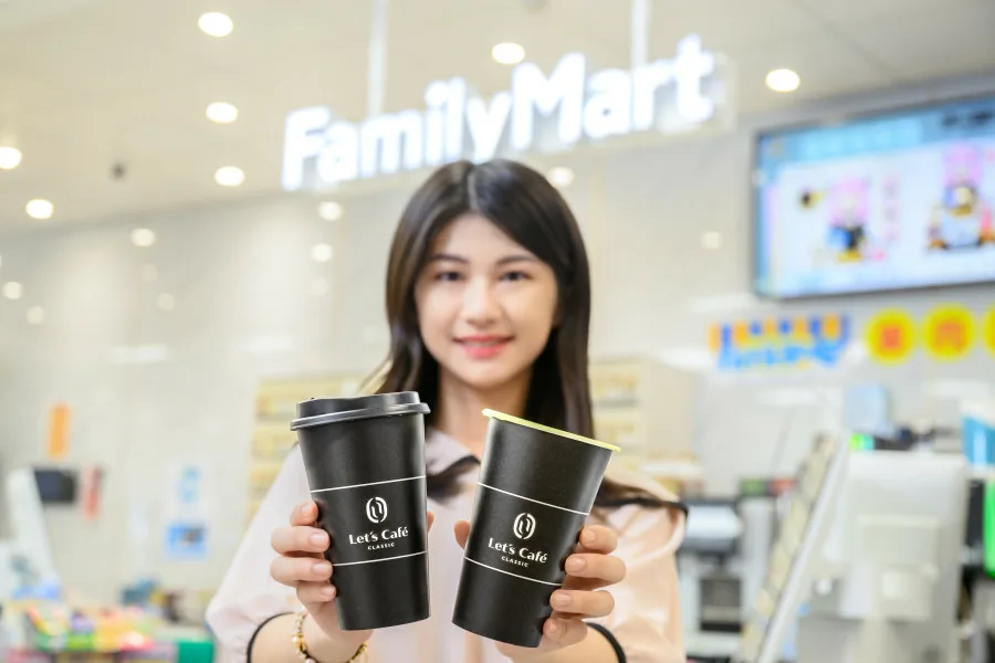 媒體採購 Familymart 全家 母親節 康乃馨 買一送一