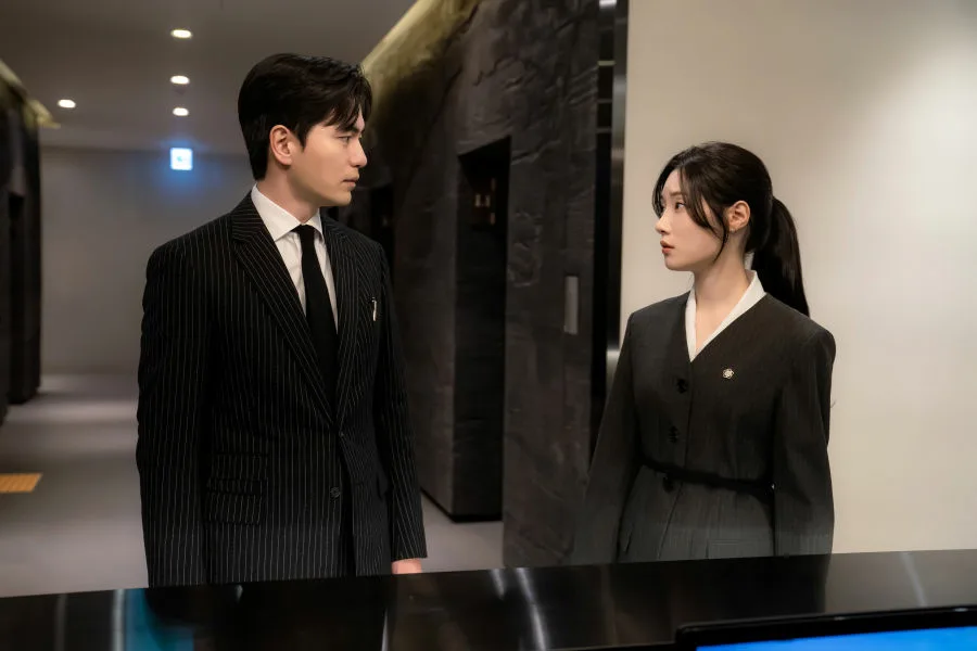 夢想成為律師的律師們 Netflix 新片 媒體採購 李陣郁 鄭彩娟 李學周 全慧彬 正義感 新手律師 頂尖事務所 職場挑戰 靈魂搭檔 法庭激戰