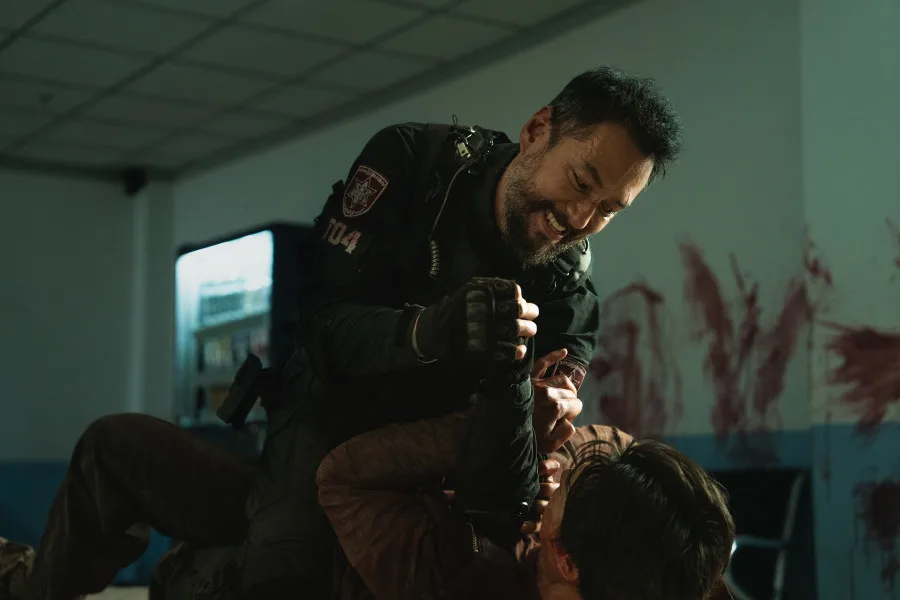 屍殺泰拳 Netflix新片 電影 媒體採購 Ziam Mark Prin 泰拳動作 殭屍危機 末世愛情