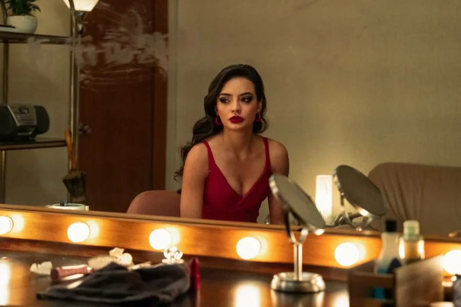 彩金大樂偷  Netflix 新片 媒體採購 廣編稿 廣告合作 阿爾貝托·格拉  Alberto Guerra 直播劫案  Live Heist 墨西哥劇情片  Mexican Drama 小人物逆襲  Underdog Reversal 樂透頭獎  Lottery Jackpot