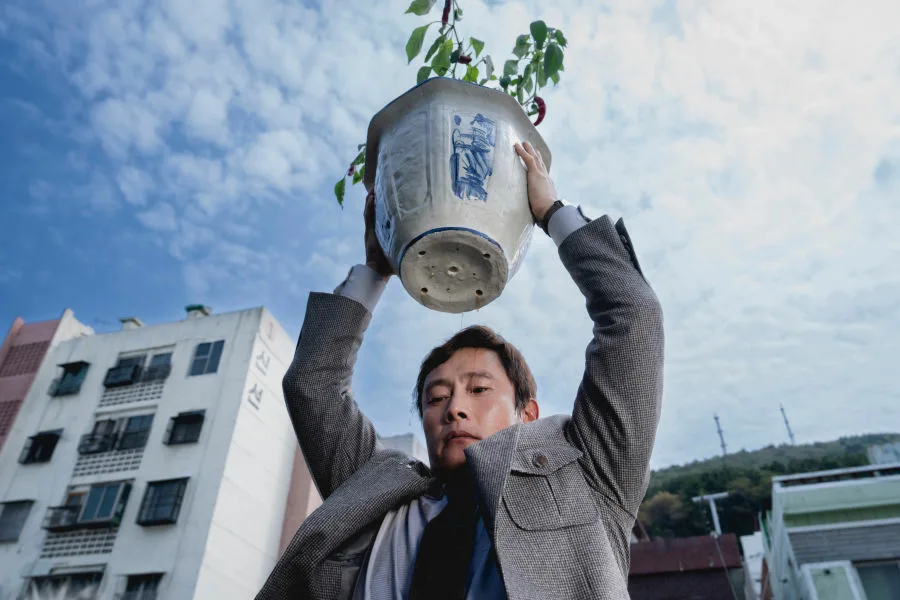 徵人啟弒 龍祥電影 媒體採購 No Other Choice 朴贊郁 李炳憲 孫藝珍 職場驚悚 朴喜洵 李星民 廉惠蘭 車勝元