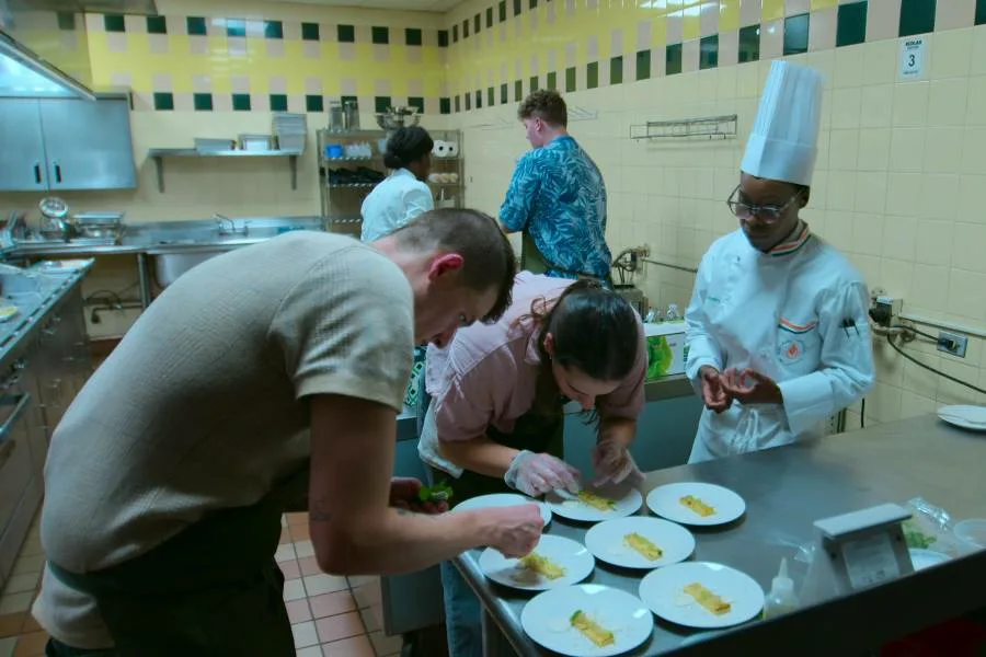 新世代廚神 Netflix 新片 媒體採購 廣編稿 廣告合作 Next Gen Chef 真人實境節目 美國烹飪學院 年輕主廚 美食競賽