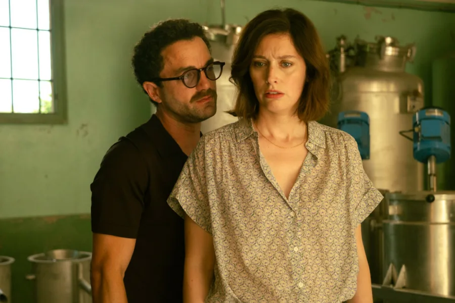 暗陽之下 Netflix 新片 媒體採購 Under a Dark Sun、Ava Baya、Isabelle Adjani、普羅旺斯、懸疑推理