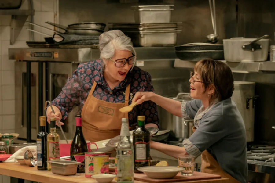母愛食堂 Netflix新片 電影 媒體採購 義大利喜劇 靈魂料理 阿嬤廚師 溫馨追夢