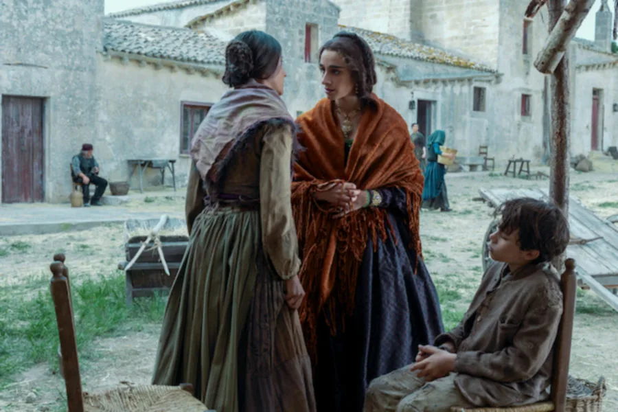 獵金叛途 Netflix新片 義大利 影集 劇情片 動作滿檔的作品 冒險片 紐華克聖人 米凱拉德羅西 伊凡娜洛蒂托 浴血狂花 瑪蒂達魯茨