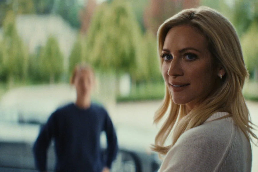 獸藏我心 Netflix 新片 媒體採購 TheBeastInMe 克萊爾丹妮絲 馬修瑞斯 懸疑影集 Netflix2025