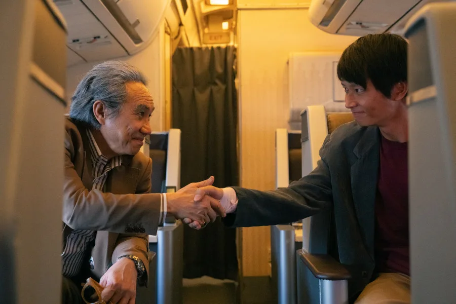 瘋狂獨角獸 Netflix 新片 媒體採購 諾塔彭布恩普拉可 一杯上路 納塔拉諾帕盧塔亞朋 Santi