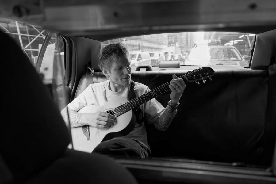 紅髮艾德一鏡到底  Netflix 新片 媒體採購 廣編稿 廣告合作 紐約街頭表演/ New York Street Performance 音樂特輯  Music Special 粉絲互動   Fan Interaction 即興創作  Improvisational Creation