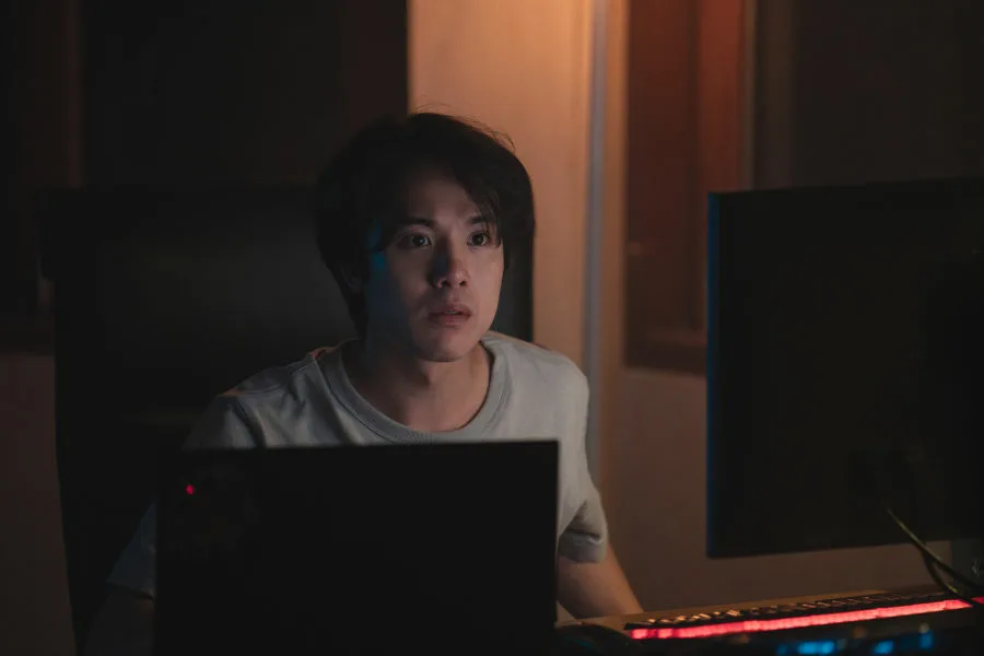 絕廟騙局 第2季 Netflix新片 第二季 泰國驚悚劇 創業騙局 佛寺復興 靈魂交換 宗教商業化