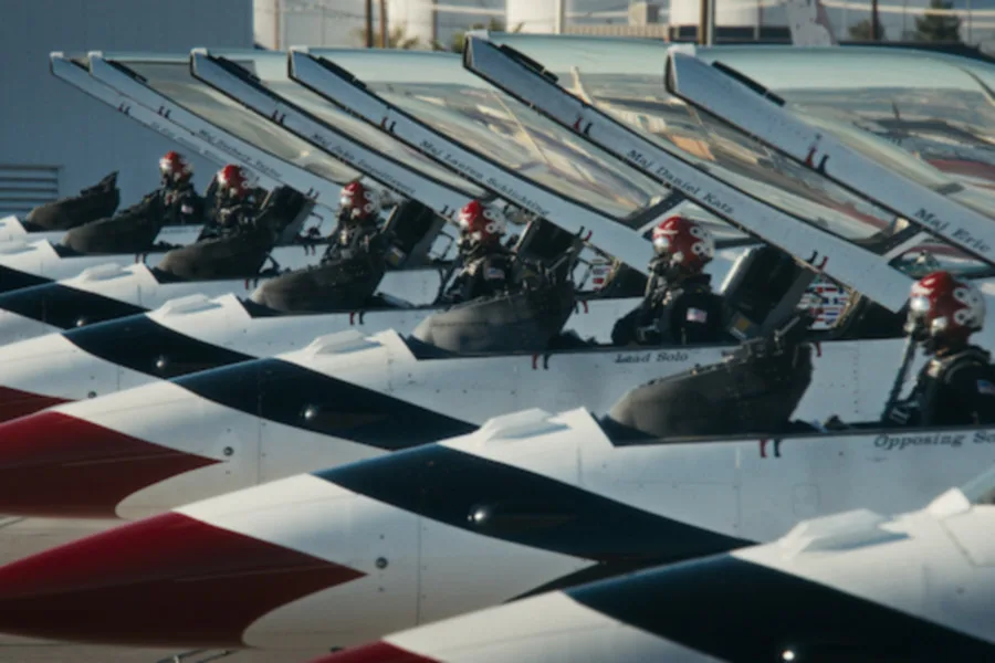 美國空軍精英 雷鳥飛行表演隊 Netflix新片 電影 媒體採購 賈斯汀·艾略特 雷鳥中隊 Netflix上線 巴拉克·歐巴馬 5月23日