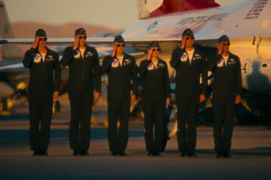 美國空軍精英 雷鳥飛行表演隊 Netflix新片 電影 媒體採購 賈斯汀·艾略特 雷鳥中隊 Netflix上線 巴拉克·歐巴馬 5月23日