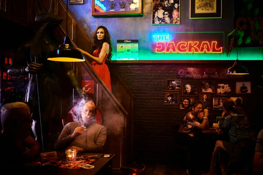 阿姆斯特丹帝國 Netflix 新片 媒體採購 廣編稿 廣告合作 Amsterdam Empire Famke Janssen Jacob Derwig 大麻圈 犯罪劇情