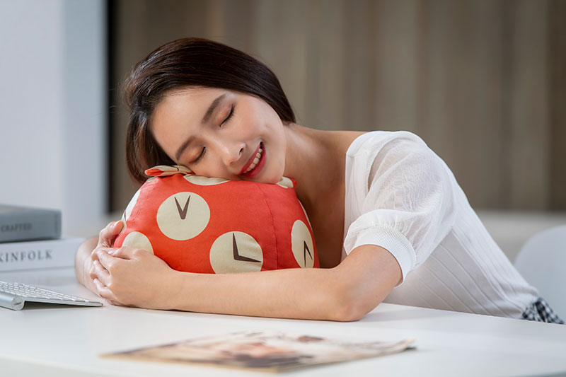 哆啦A夢祕密道具抱枕